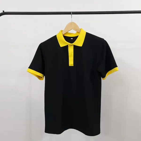 Áo polo đồng phục vải poly màu đen phối vàng