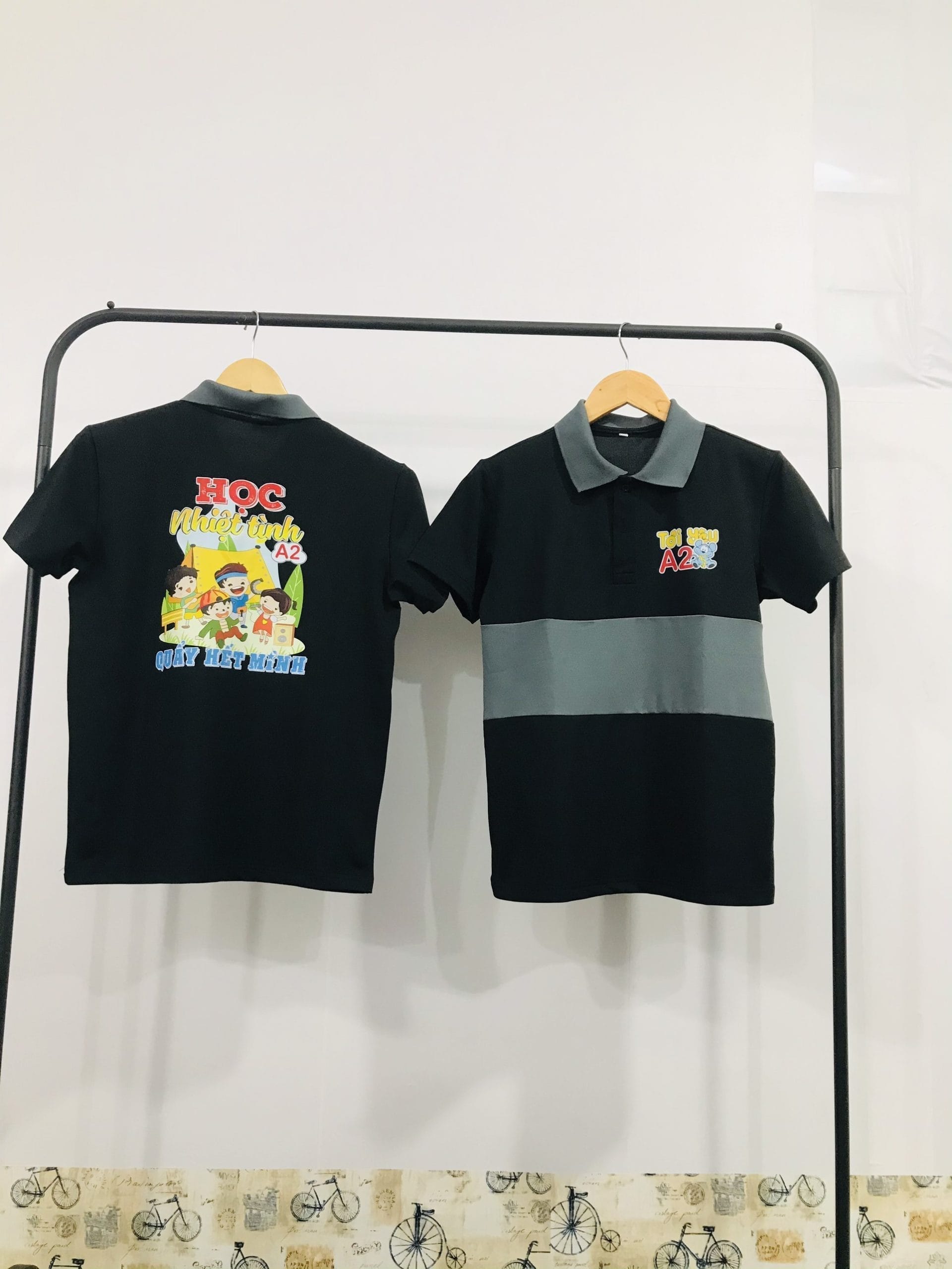 áo polo phối thân: Đen phối xám chì